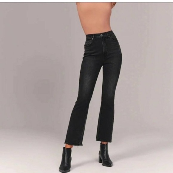 Abercrombie & Fitch Denim - Abercrombie Ultra High Rise Kick Flare Jeans
